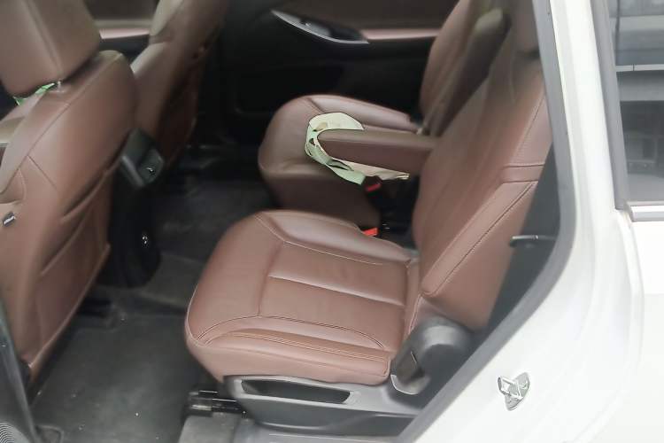 Used Buick GL6 2018 18T 6-Seater Prestige Model Left Rear Seat