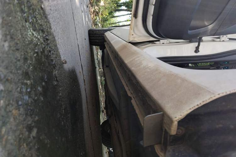Used Buick GL6 2018 18T 6-Seater Luxury Model Left Side Sill