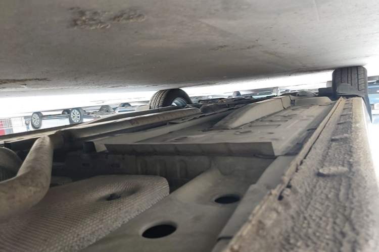 Used Buick GL6 2018 18T 6-Seater Luxury Model Left Side Sill