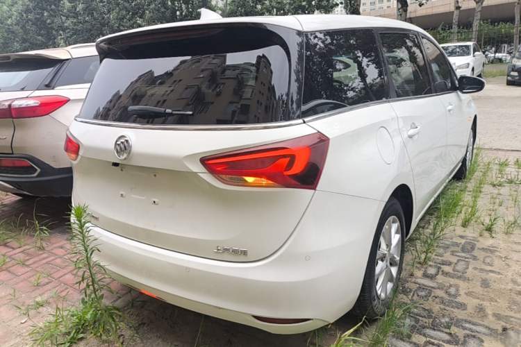 Used Buick GL6 2018 18T 6-Seater Luxury Model Rear Right 45 Deg