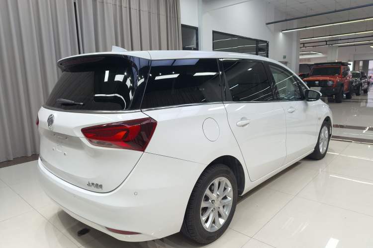Used Buick GL6 2018 18T 6-Seater Elite Model Rear Right 45 Deg