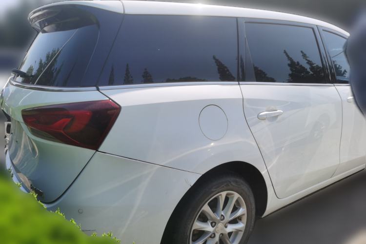 Used Buick GL6 2018 18T 5-seat Luxury Model Rear Right 45 Deg