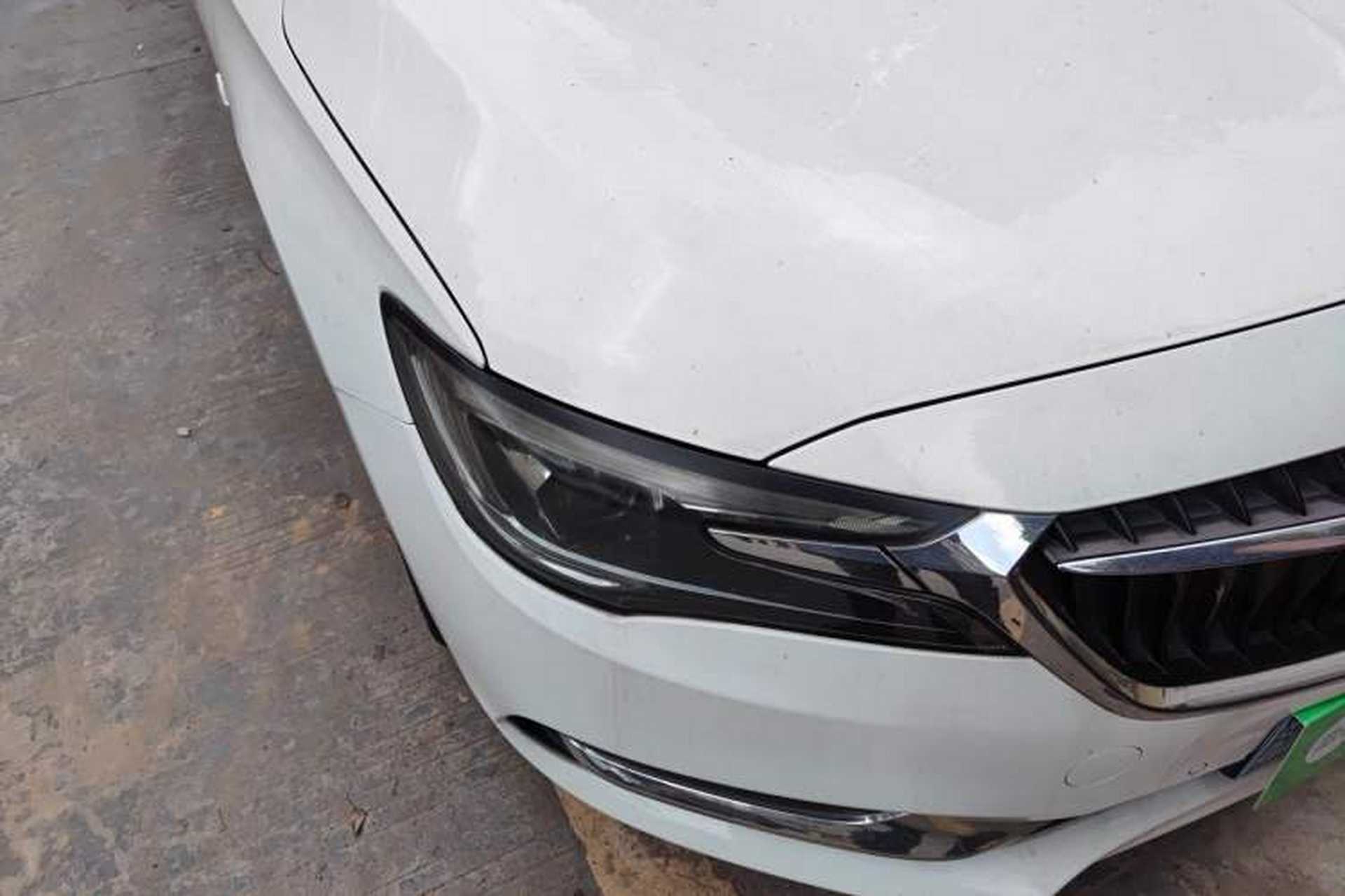 Used Buick GL6 2018 18T 6-Seater Prestige Model Right Front Headlight