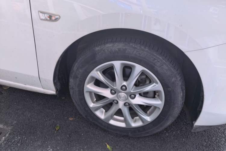 Used Buick GL6 2018 18T 6-Seater Luxury Model Right Front Wheel Hub