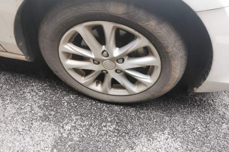 Used Buick GL6 2018 18T 6-Seater Luxury Model Right Front Wheel Hub