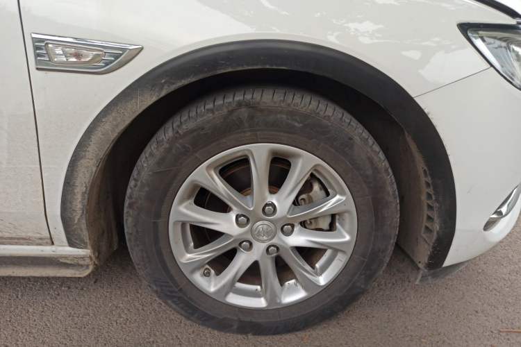 Used Buick GL6 2018 18T 6-Seater Luxury Model Right Front Wheel Hub