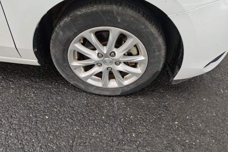 Used Buick GL6 2018 18T 6-Seater Luxury Model Right Front Wheel Hub