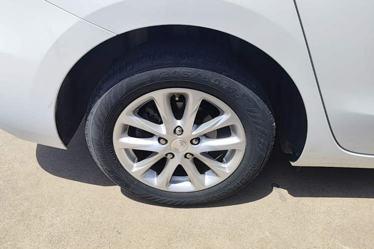 Used Buick GL6 2018 18T 6-Seater Luxury Model Right Rear Wheel Hub