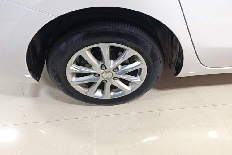 Used Buick GL6 2018 18T 6-Seater Luxury Model Right Rear Wheel Hub