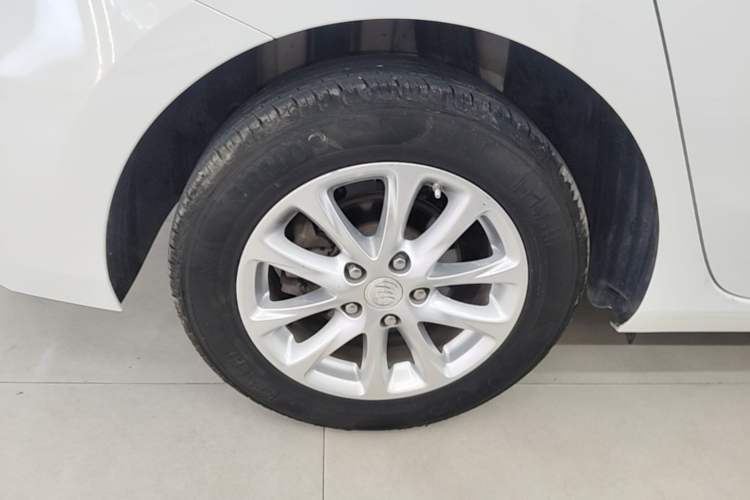 Used Buick GL6 2018 18T 6-Seater Elite Model Right Rear Wheel Hub