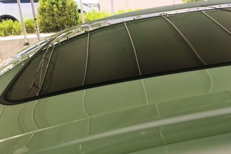 Used Buick GL6 2018 18T 6-Seater Prestige Model Roof