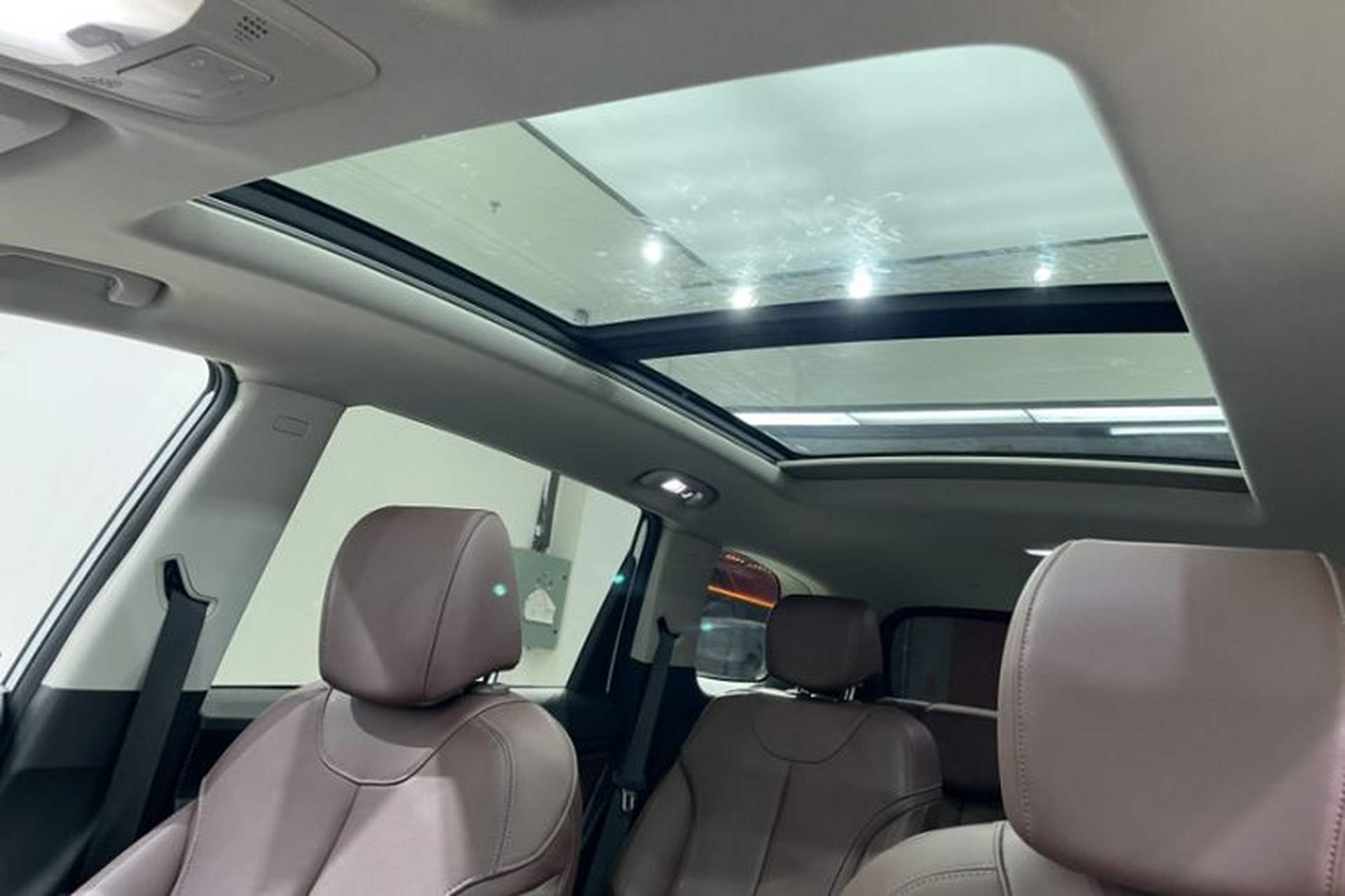 Used Buick GL6 2018 18T 6-Seater Luxury Model Roof