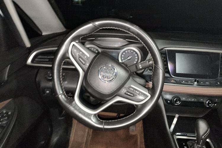 Used Buick GL6 2018 18T 6-Seater Luxury Model Steering Wheel