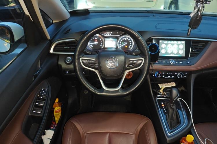 Used Buick GL6 2018 18T 6-Seater Luxury Model Steering Wheel