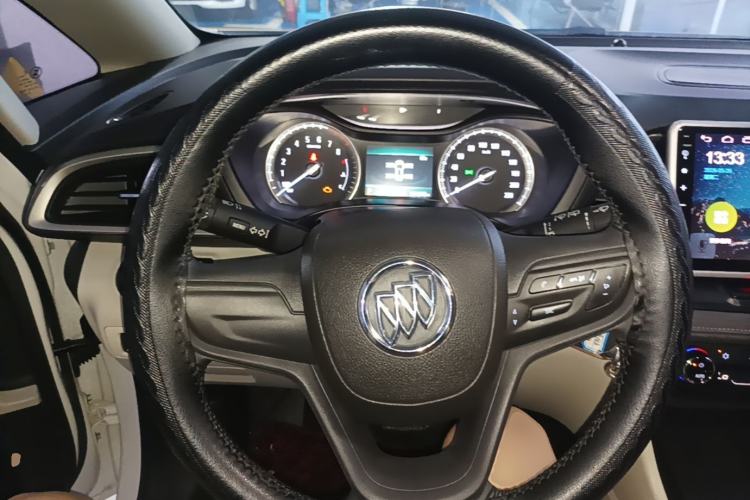Used Buick GL6 2018 18T 5-Seater Elite Version Steering Wheel