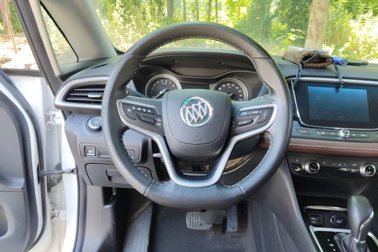 Used Buick GL6 2018 18T 6-Seater Luxury Model Steering Wheel