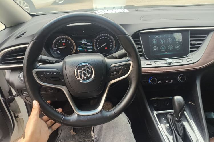 Used Buick GL6 2018 18T 6-Seater Luxury Model Steering Wheel