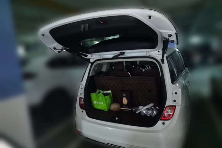 Used Buick GL6 2018 18T 6-Seater Elite Model Trunk