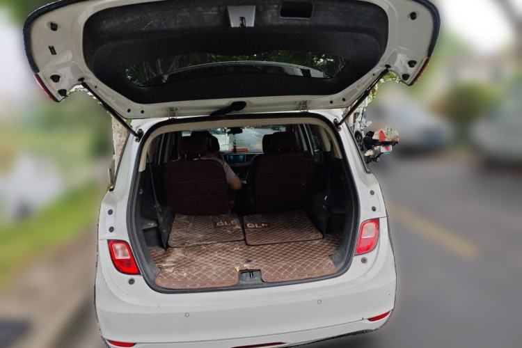 Used Buick GL6 2018 18T 6-Seater Luxury Model Trunk