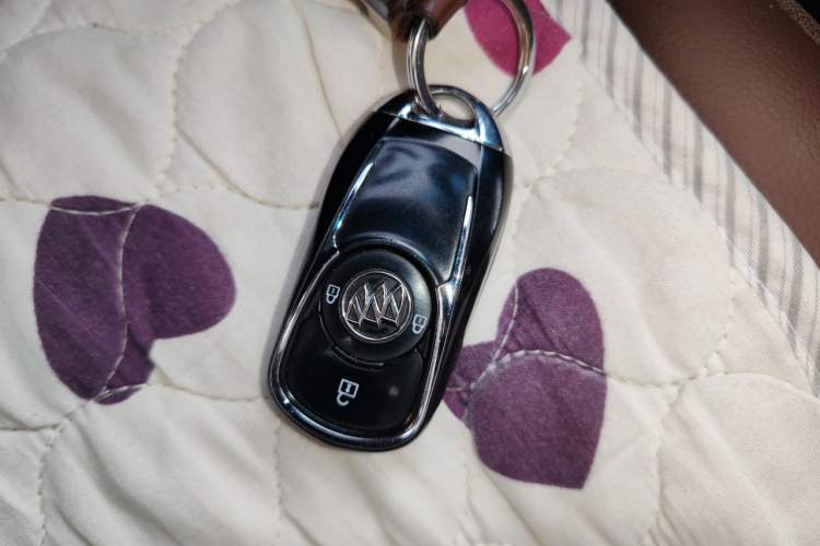 Used Buick GL6 2018 18T 6-Seater Luxury Model Vehicle Key