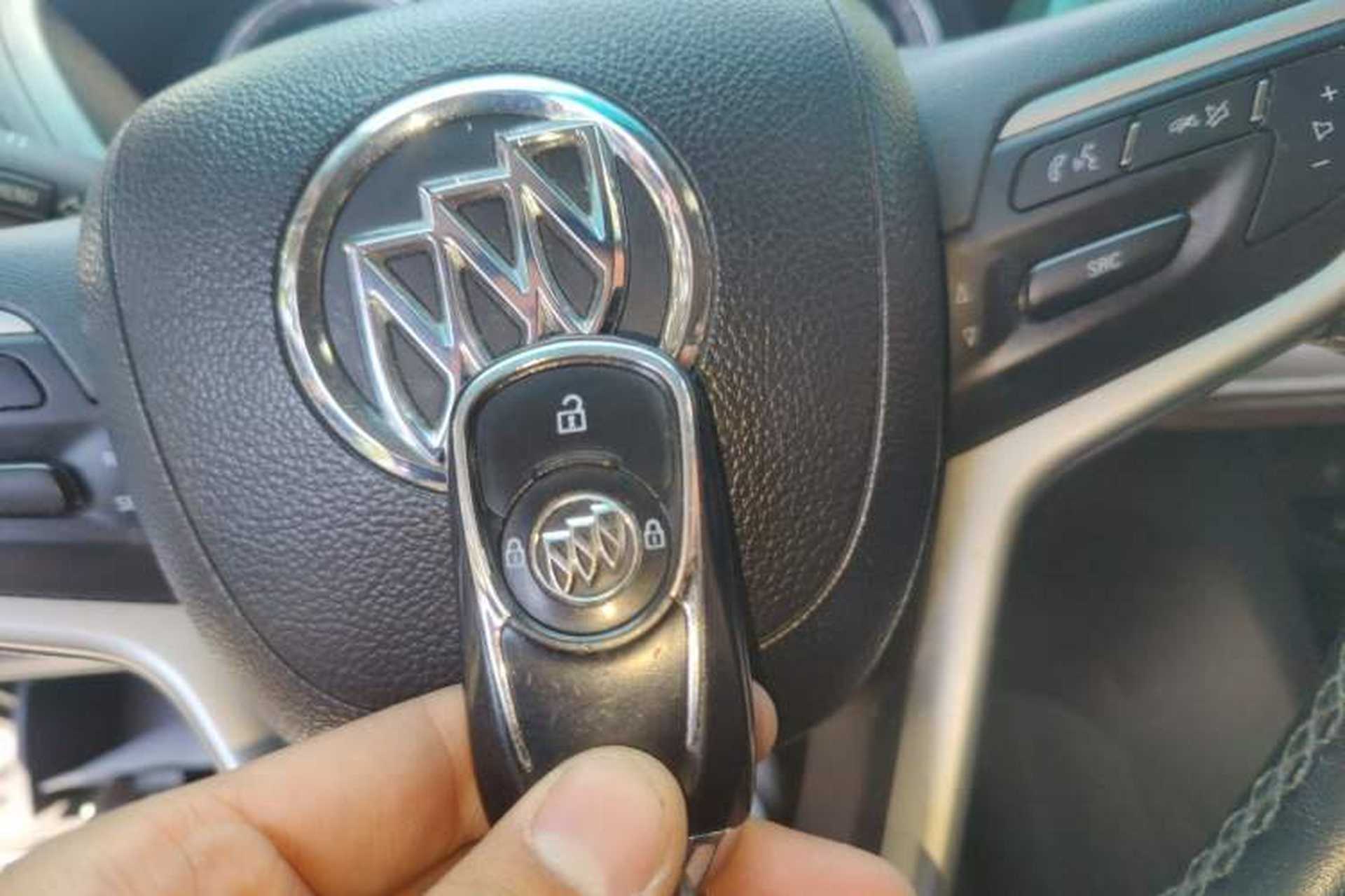 Used Buick GL6 2018 18T 6-Seater Prestige Model Vehicle Key