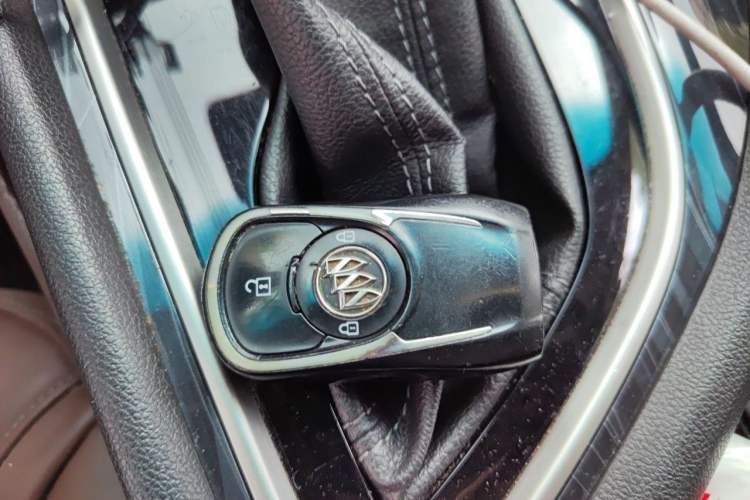 Used Buick GL6 2018 18T 6-Seater Prestige Model Vehicle Key