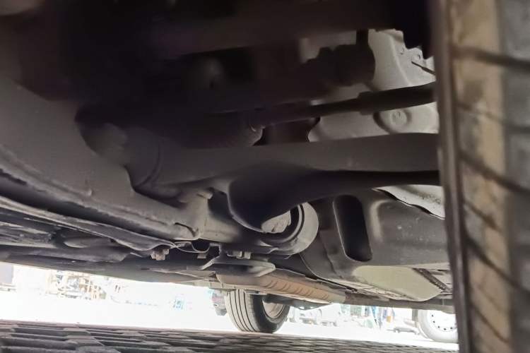 Used Buick GL6 2018 18T 6-Seater Elite Model Chassis Front Left