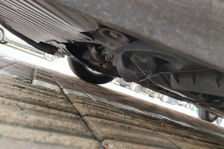 Used Buick GL6 2018 18T 6-Seater Luxury Model Chassis Front Left