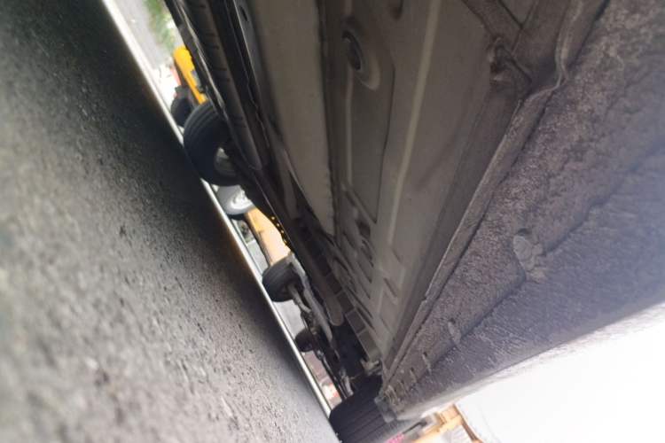 Used Buick GL6 2018 18T 6-Seater Elite Model Chassis Front Left