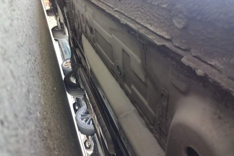 Used Buick GL6 2018 18T 6-Seater Elite Model Chassis Front Right