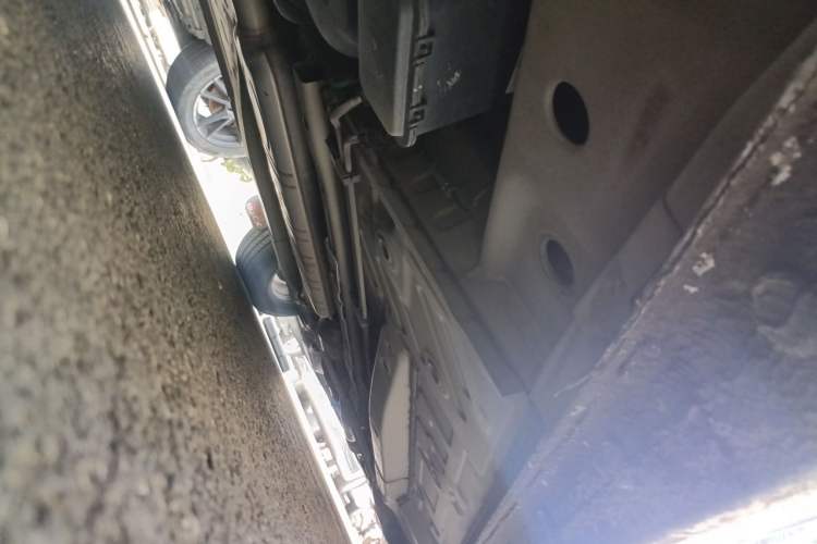 Used Buick GL6 2018 18T 6-Seater Elite Model Chassis Rear Right