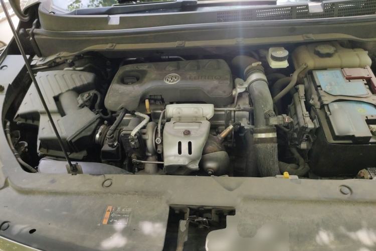 Used Buick GL6 2018 18T 6-Seater Luxury Model Engine Bay
