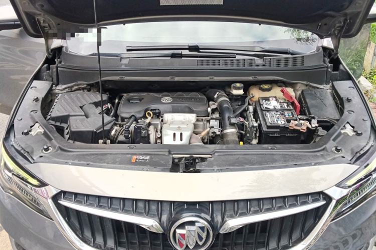 Used Buick GL6 2018 18T 6-Seater Elite Model Engine Bay