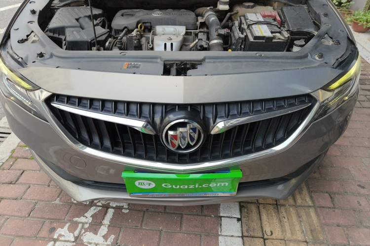 Used Buick GL6 2018 18T 6-Seater Luxury Model Engine Bay