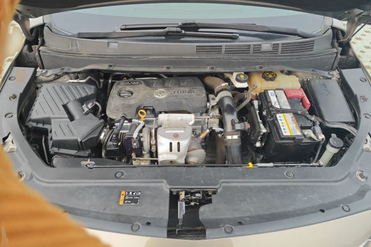 Used Buick GL6 2018 18T 6-Seater Prestige Model Engine Bay