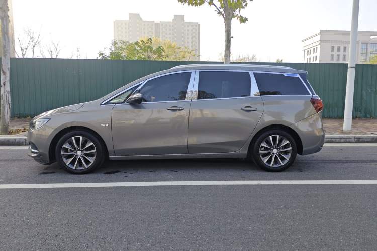 Used Buick GL6 2018 18T 6-Seater Prestige Model Exterior 3