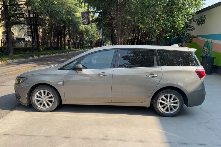 Used Buick GL6 2018 18T 6-Seater Luxury Model Exterior 5