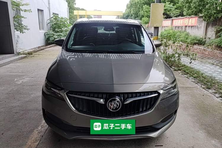 Used Buick GL6 2018 18T 6-Seater Luxury Model Front