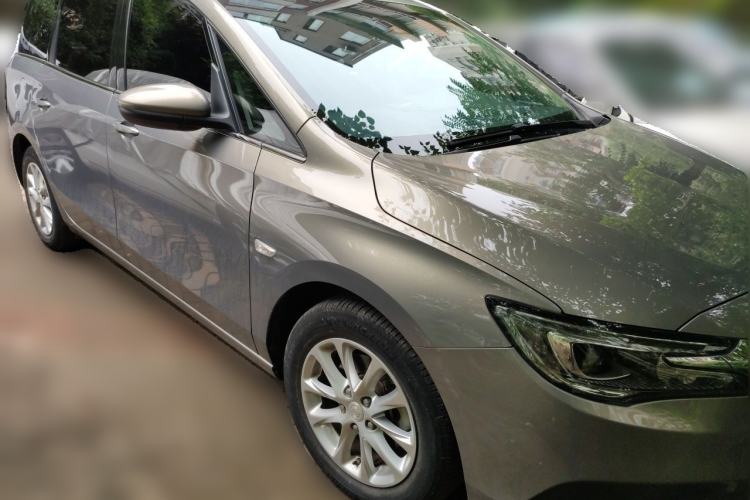 Used Buick GL6 2018 18T 6-Seater Luxury Model Front Right 45 Deg