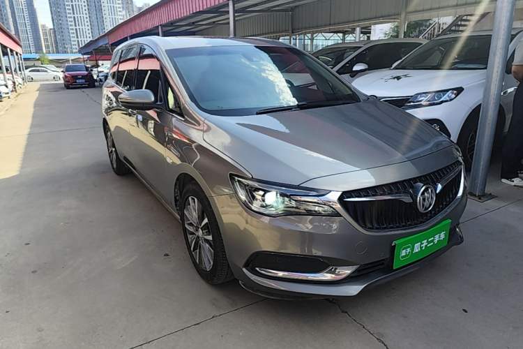 Used Buick GL6 2018 18T 6-Seater Prestige Model Front Right 45 Deg