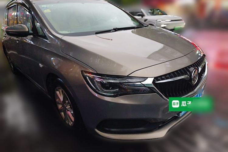 Used Buick GL6 2018 18T 5-Seater Elite Version Front Right 45 Deg