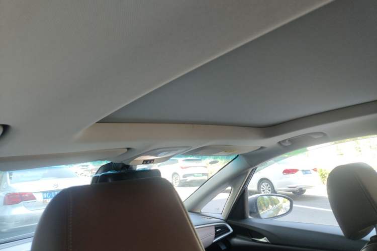 Used Buick GL6 2018 18T 6-Seater Luxury Model Headliner