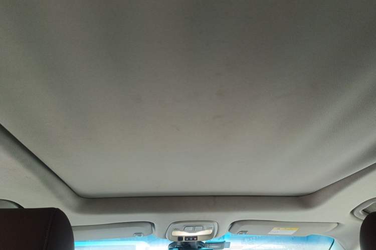 Used Buick GL6 2018 18T 6-Seater Prestige Model Headliner
