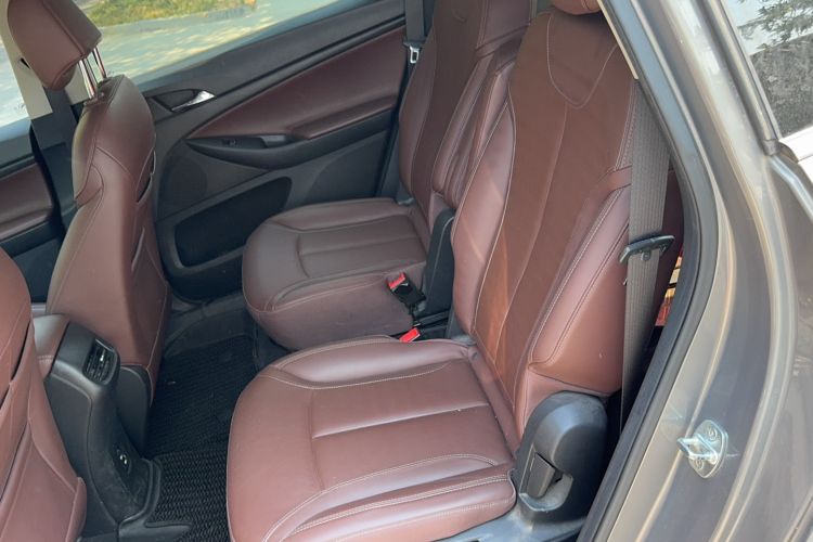Used Buick GL6 2018 18T 6-Seater Luxury Model Interior 1