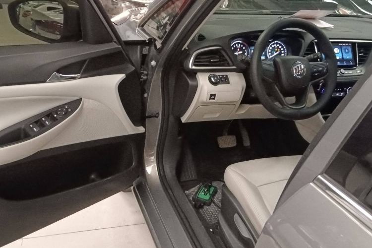 Used Buick GL6 2018 18T 6-Seater Elite Model Interior 3