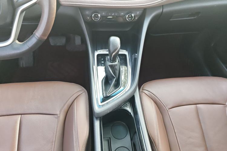 Used Buick GL6 2018 18T 6-Seater Prestige Model Interior 6