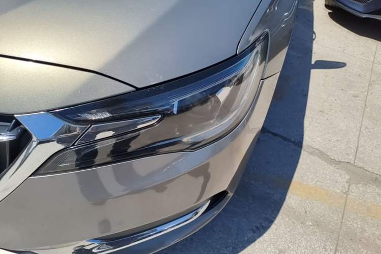 Used Buick GL6 2018 18T 6-Seater Prestige Model Left Front Headlight