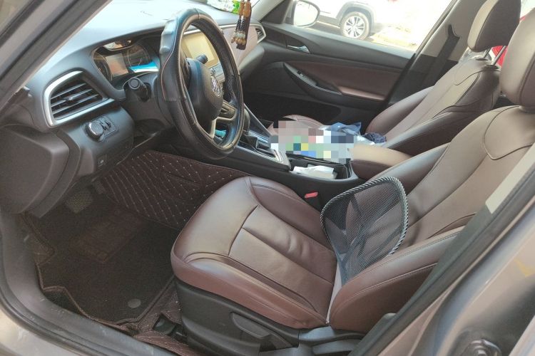 Used Buick GL6 2018 18T 6-Seater Luxury Model Left Front Seat