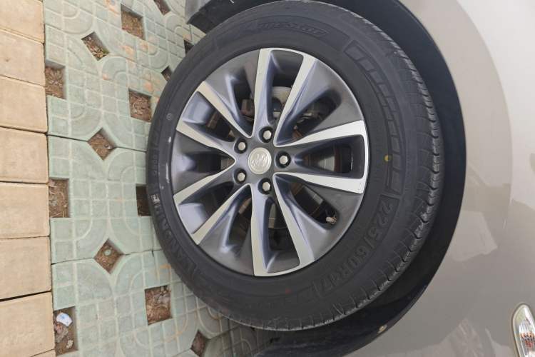 Used Buick GL6 2018 18T 6-Seater Prestige Model Left Front Wheel Hub