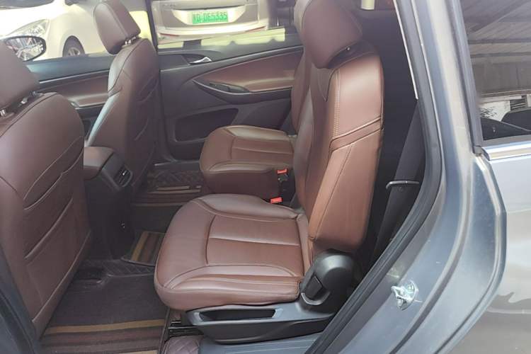 Used Buick GL6 2018 18T 6-Seater Prestige Model Left Rear Seat